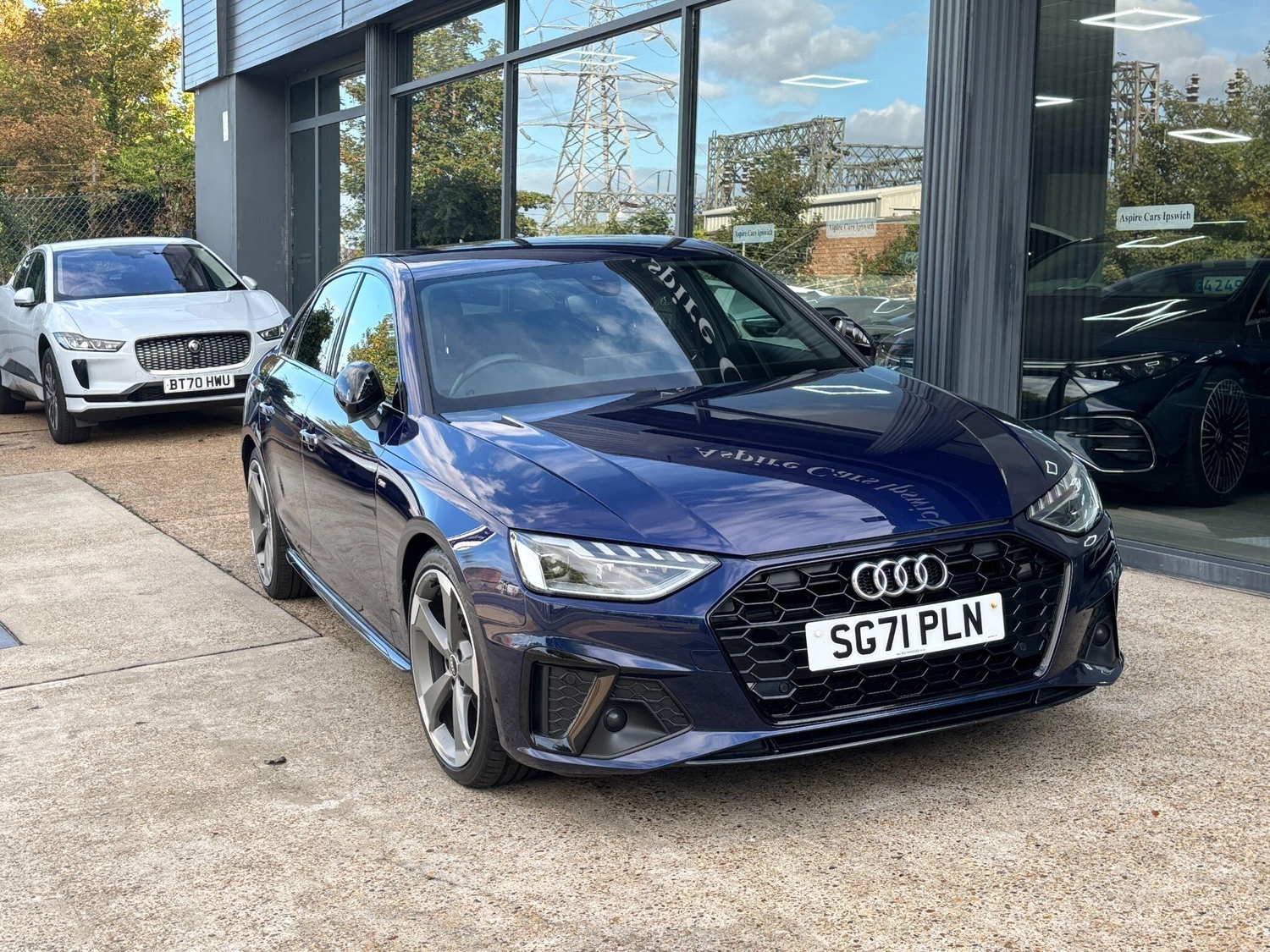 [ berth ]Audi A4