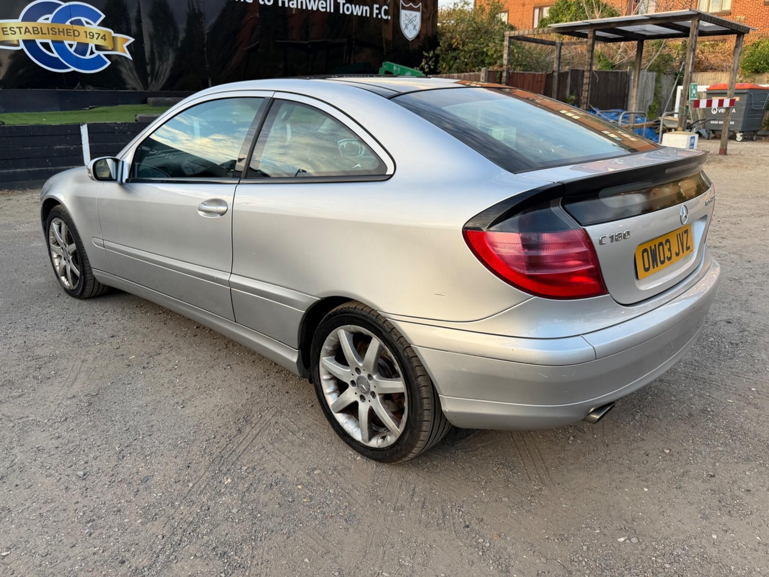 Mercedes-Benz C Class 2003 - Cars in Ealing