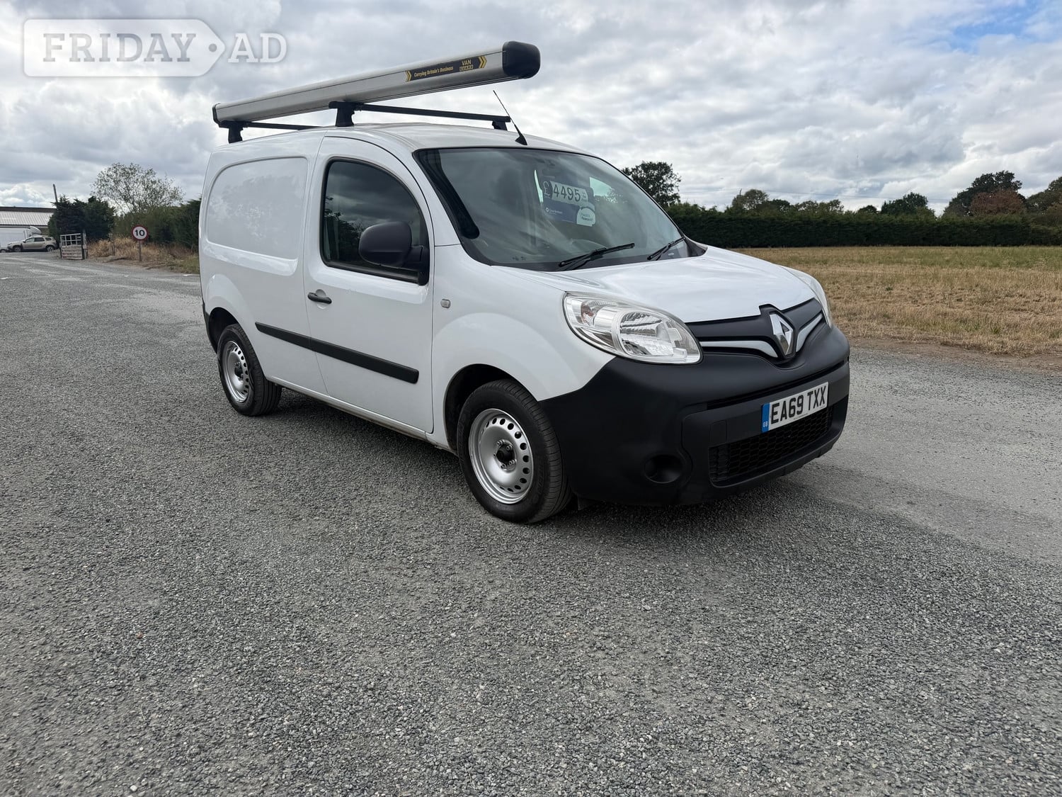 Renault Kangoo 2019 in Romford