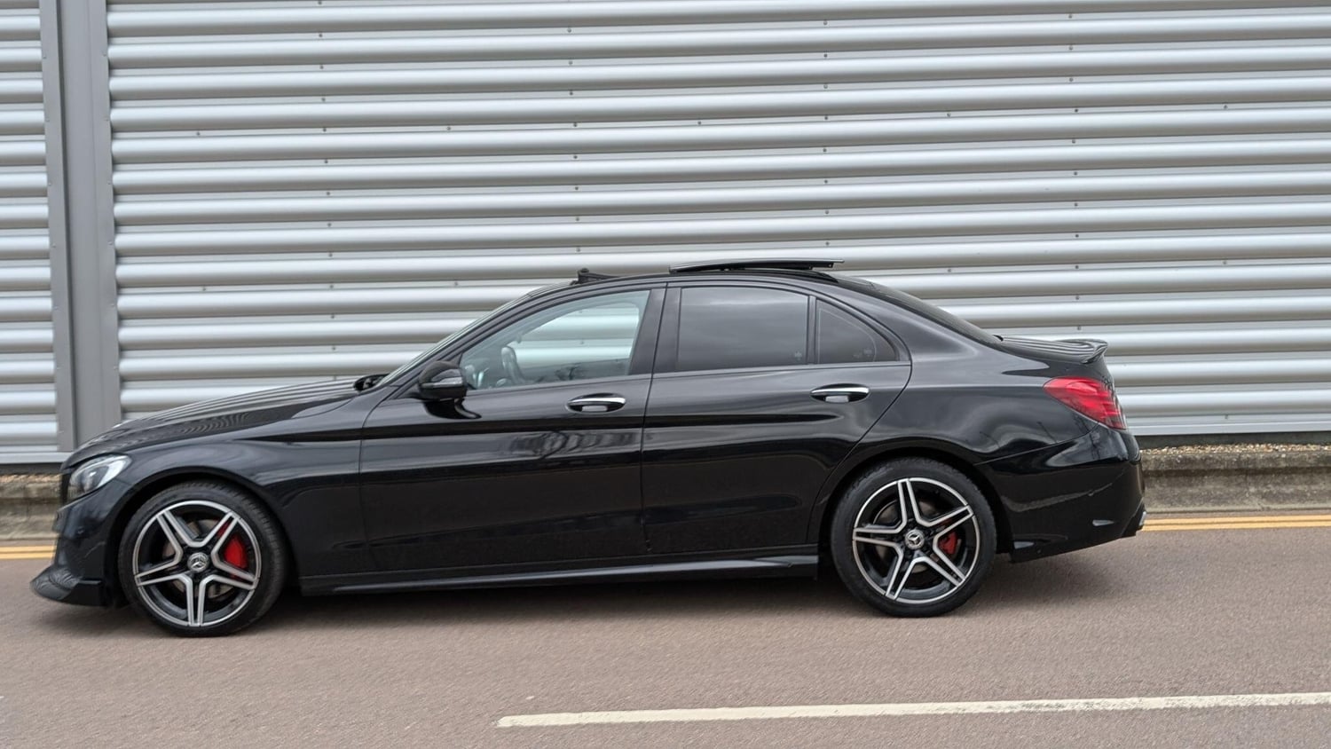 Mercedes-Benz C Class 2017 - Cars in St. Albans