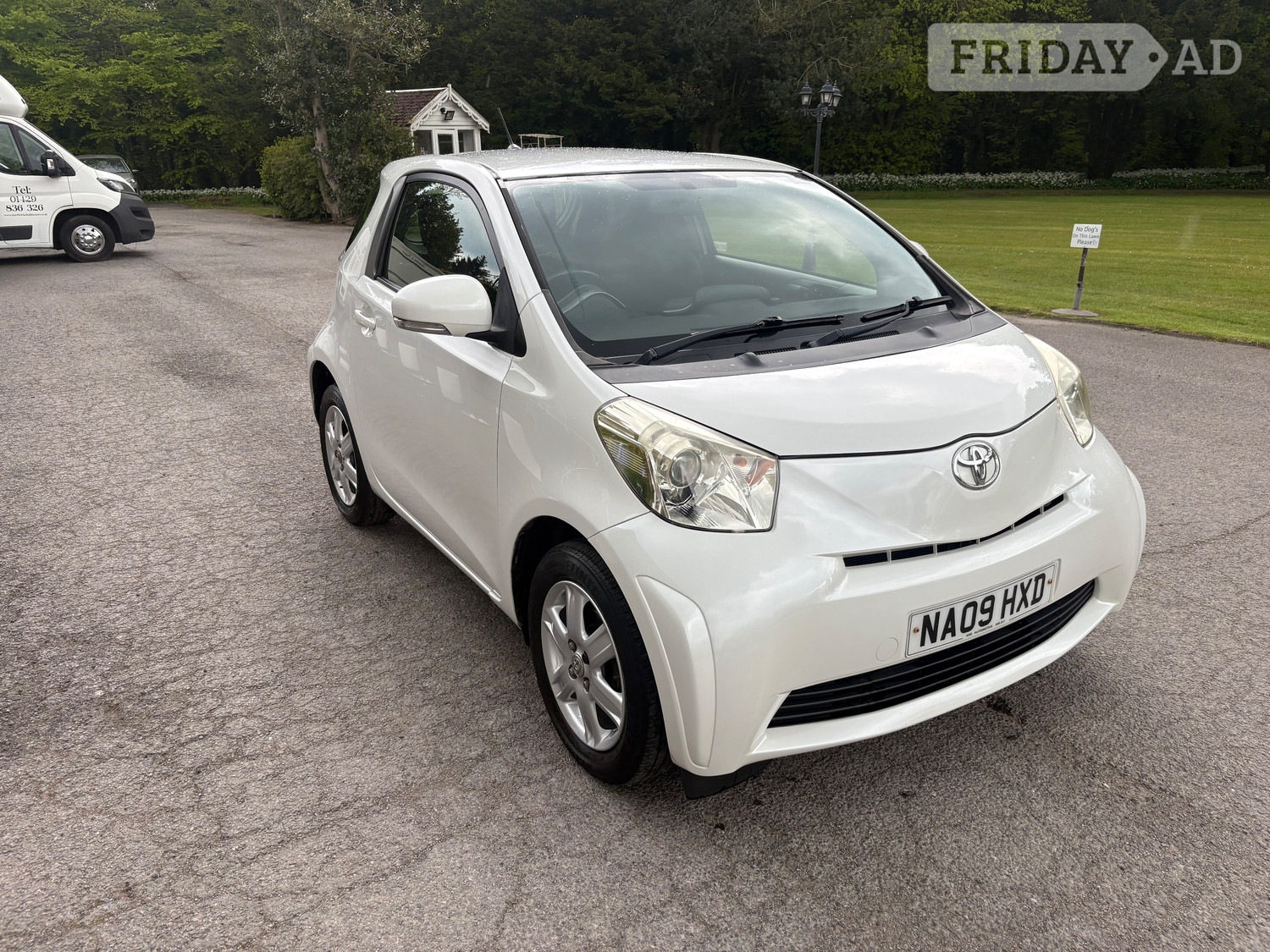 Toyota IQ 2009 - Cars