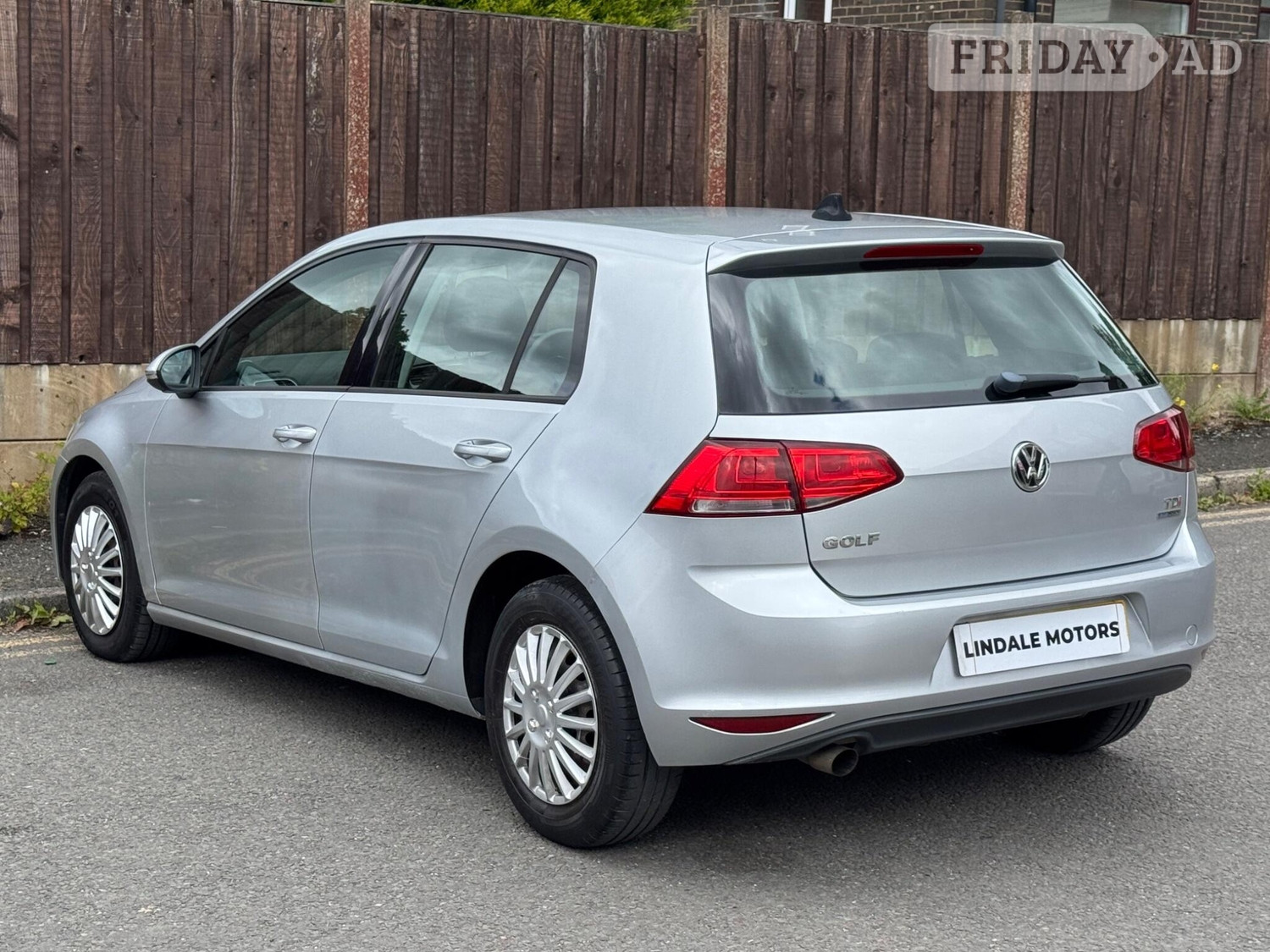 Volkswagen Golf 2014 - Cars