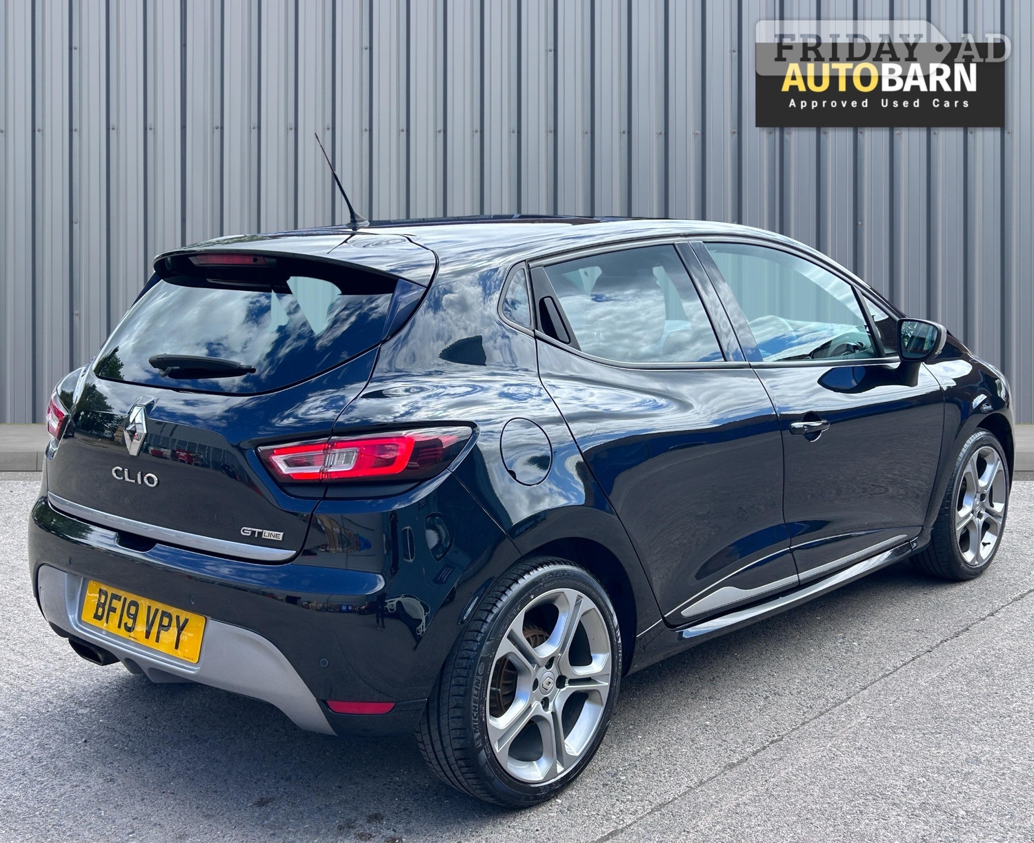 Renault Clio 2019 - Cars