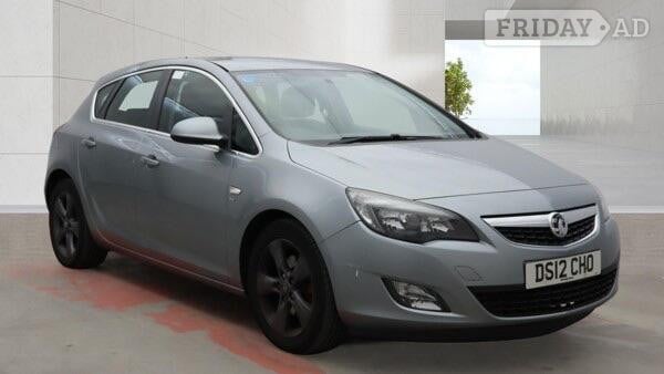 Vauxhall Astra 2012 in Stockport