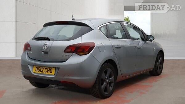 Vauxhall Astra 2012 - Cars in Stockport