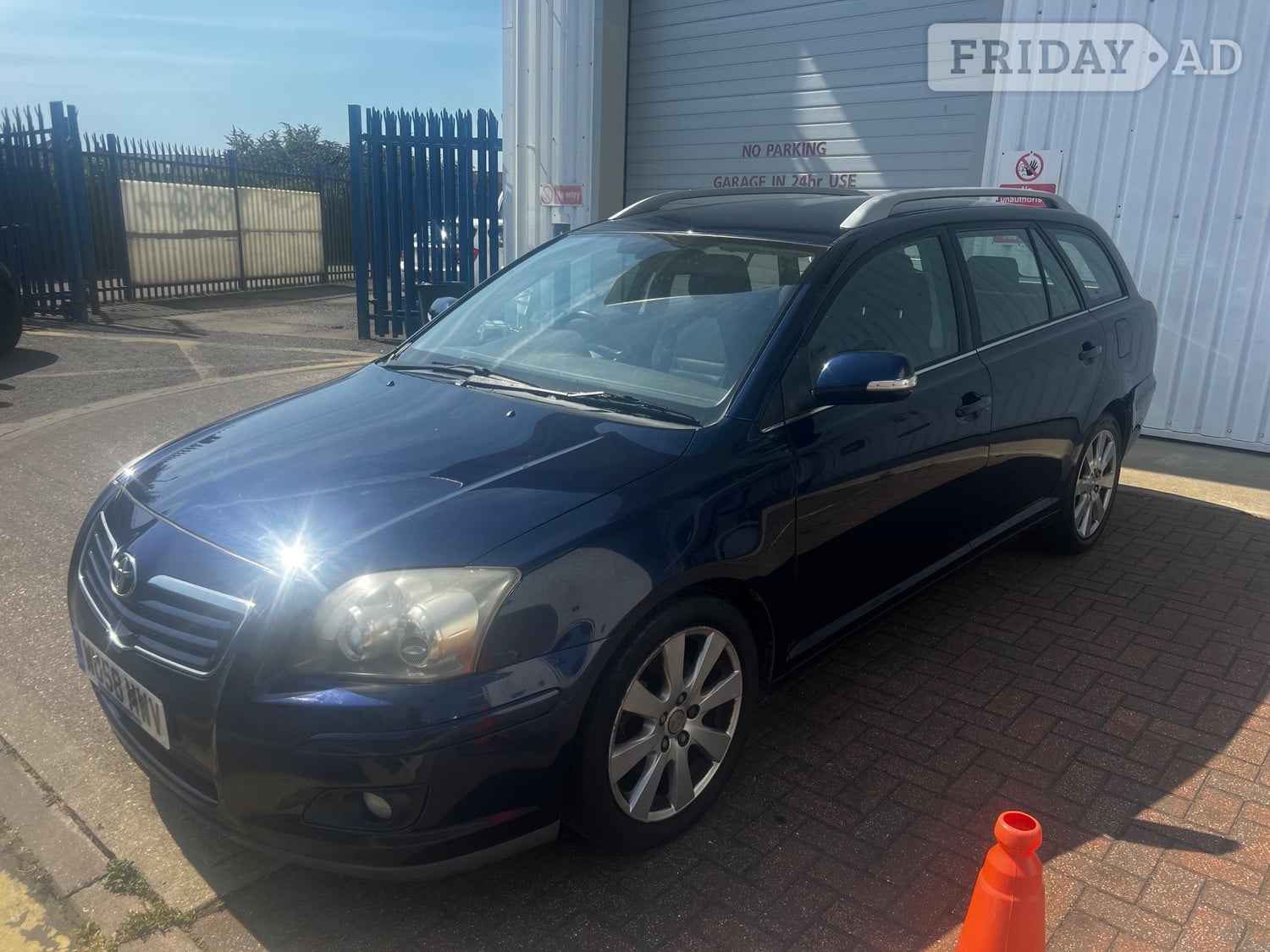 [ berth ]Toyota Avensis