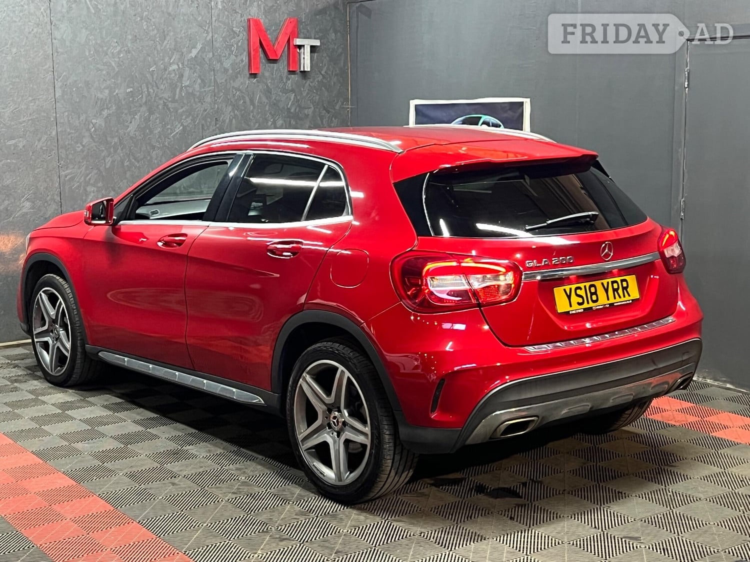 [ berth ]Mercedes-Benz GLA