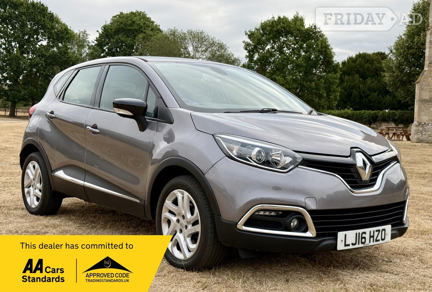 Renault Captur 2016 in Bedford