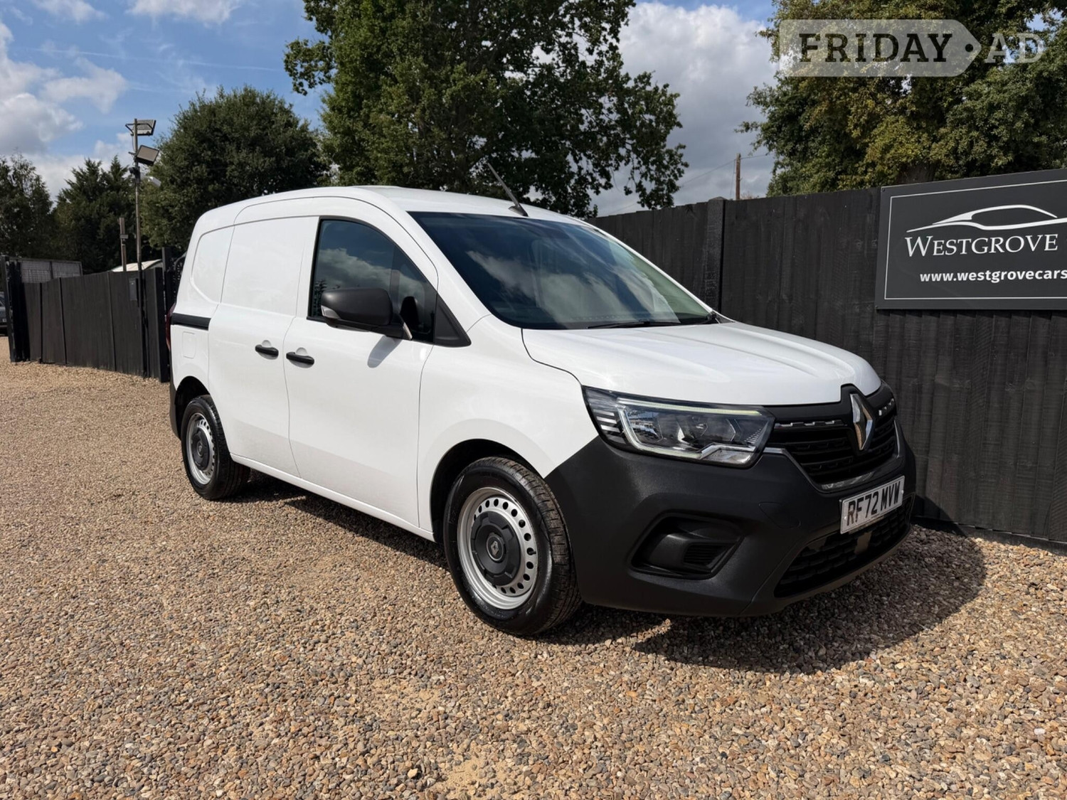 Renault Kangoo 2023 in Addlestone