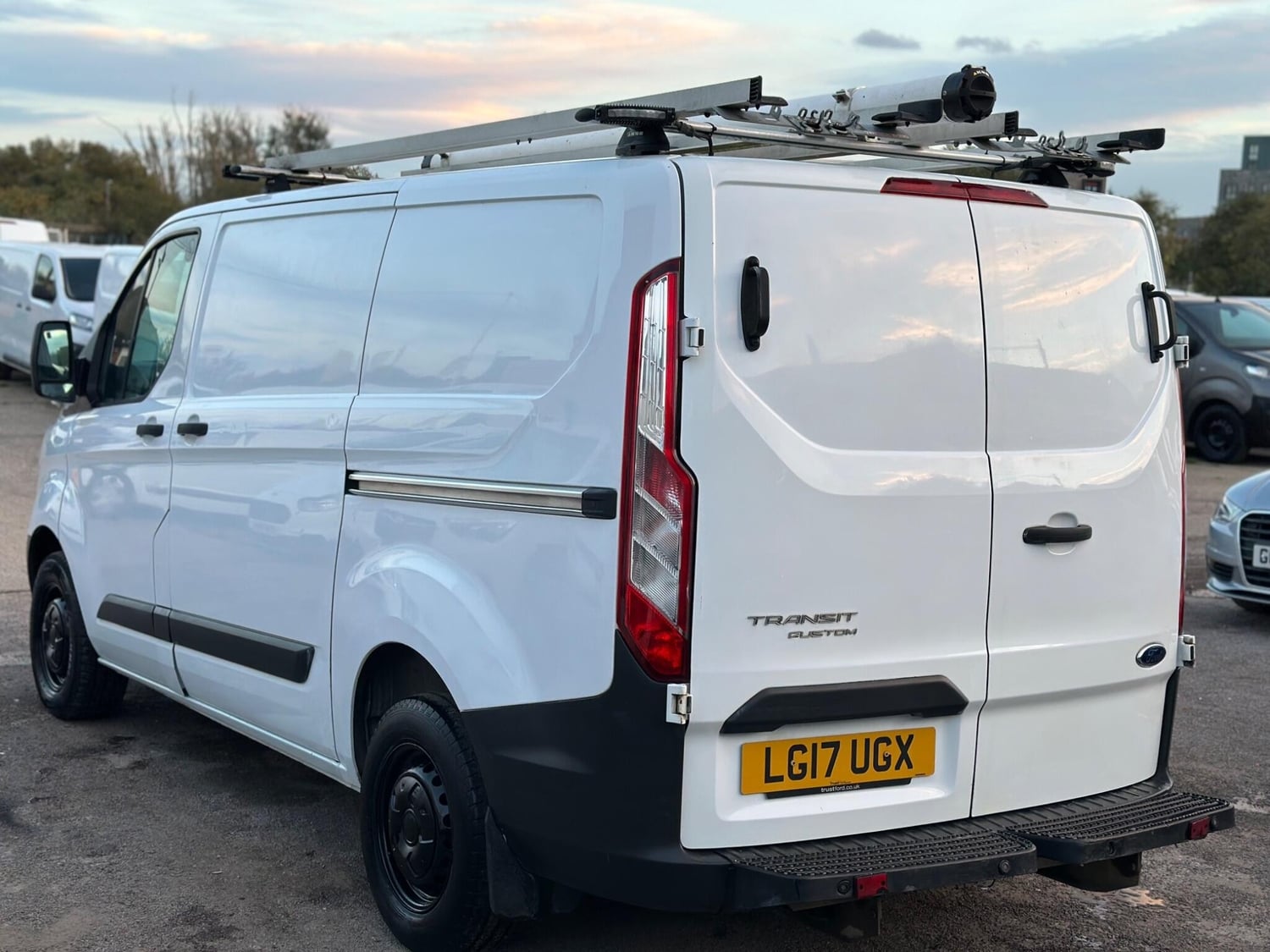 Ford Transit Custom 2017 - Vans & Commercial Vehicles