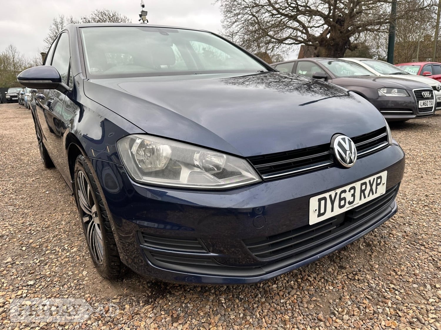 Volkswagen Golf 2013 - Cars