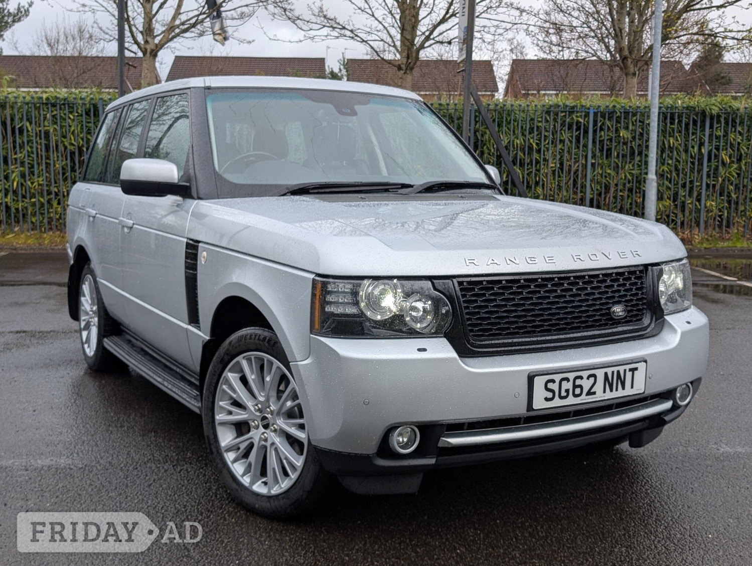 Land Rover Range Rover 2012 in Renfrew