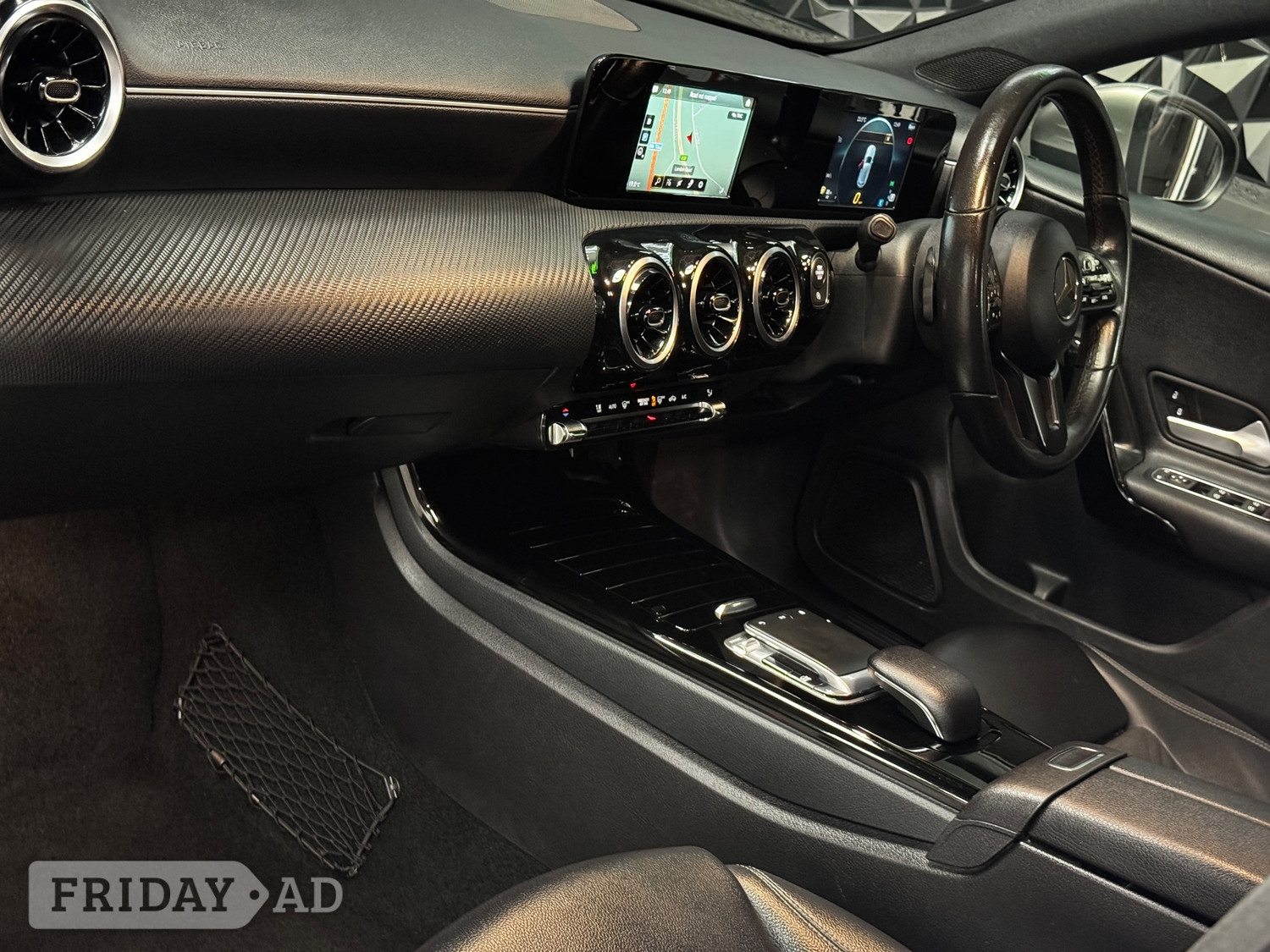 [ berth ]Mercedes-Benz A Class