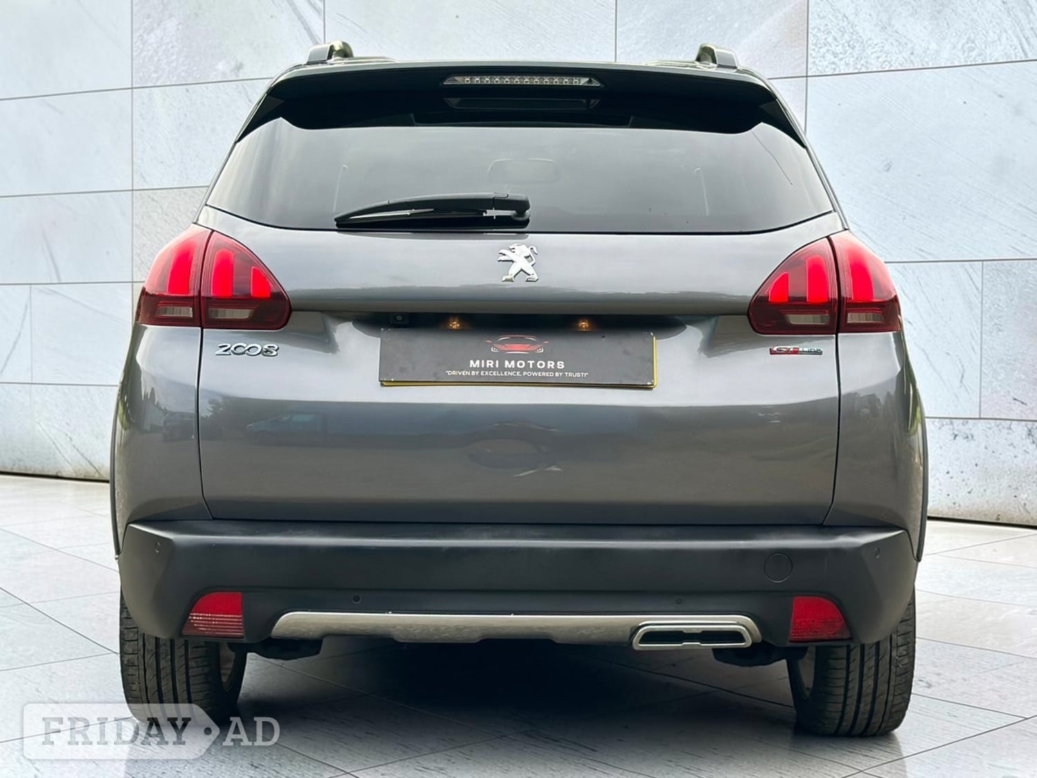 [ berth ]Peugeot 2008