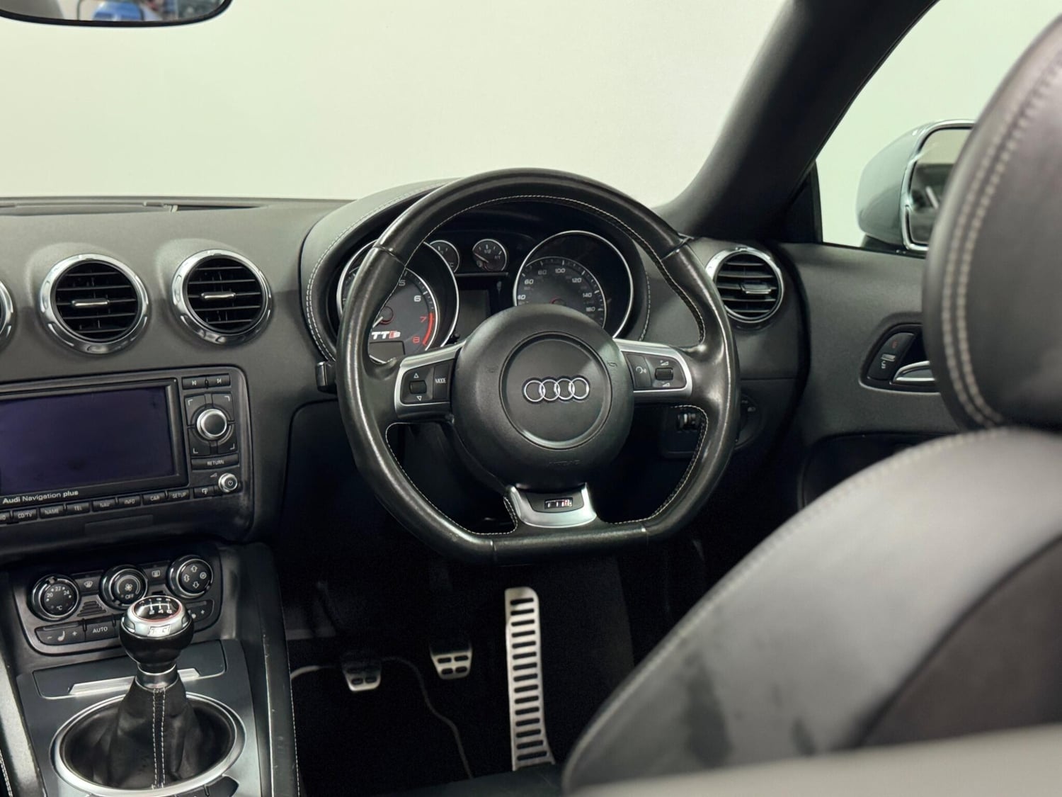 [ berth ]Audi TTS