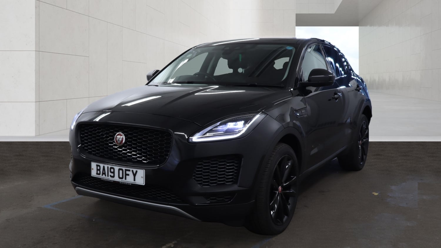 Jaguar E-Pace 2019 - Cars