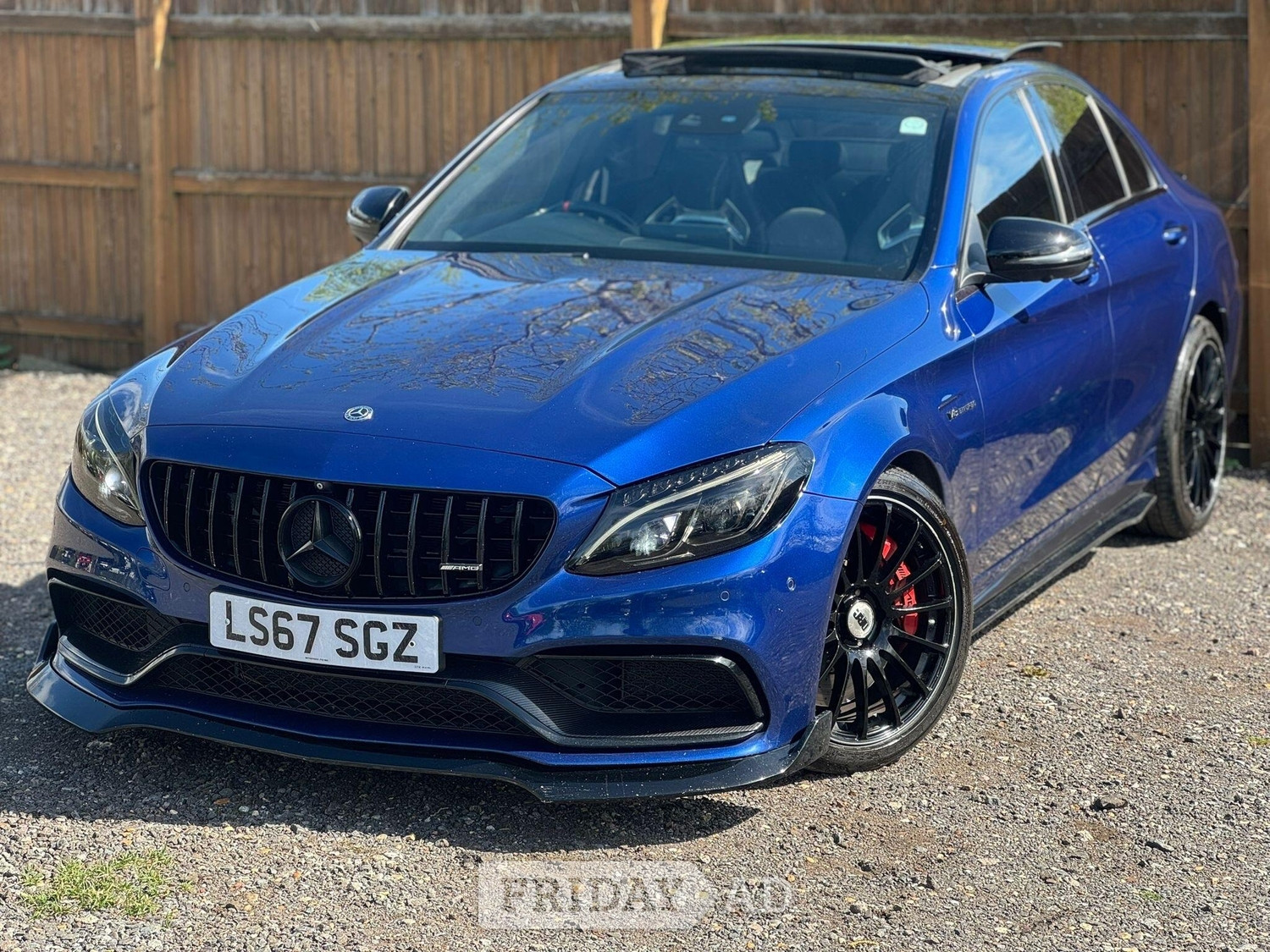 [ berth ]Mercedes-Benz C Class