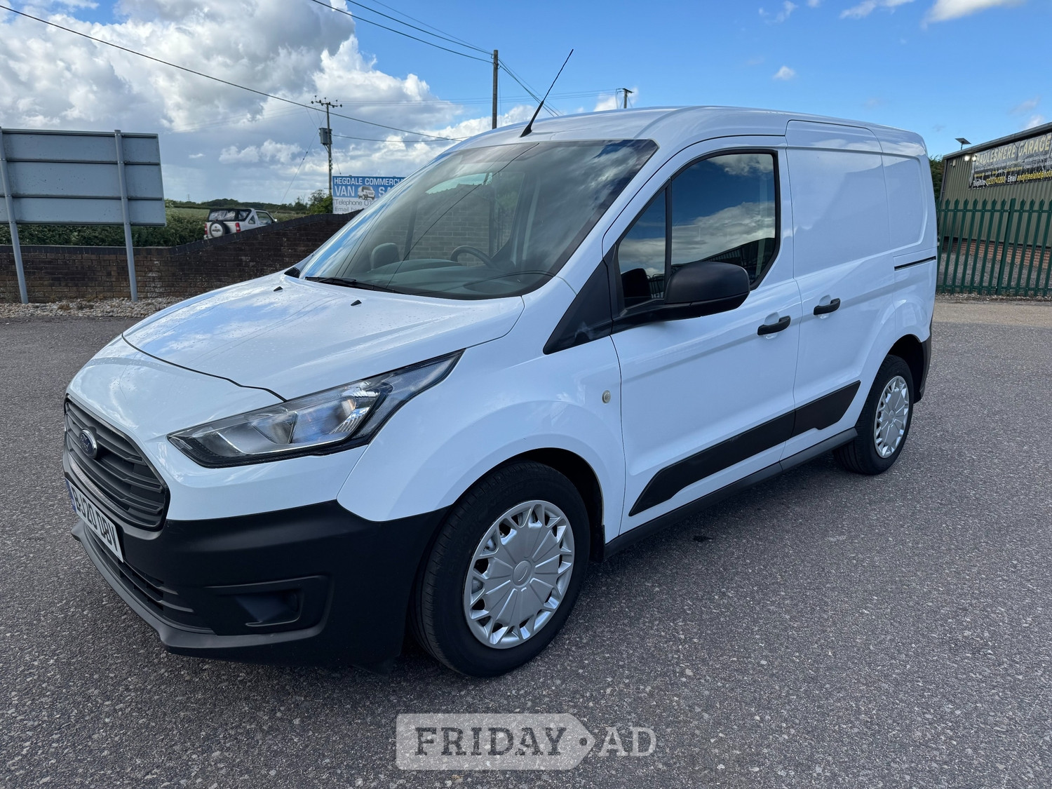 [ berth ]Ford Transit Connect