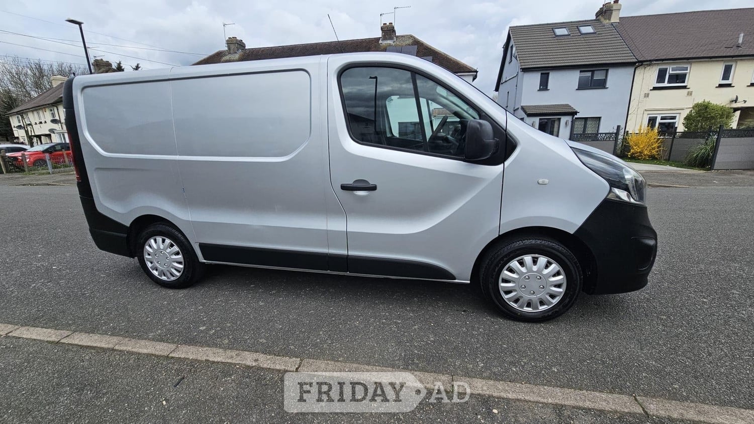 Vauxhall Vivaro 2016 - Vans & Commercial Vehicles