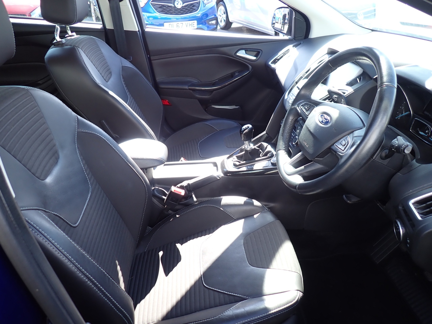 [ berth ]Ford Focus