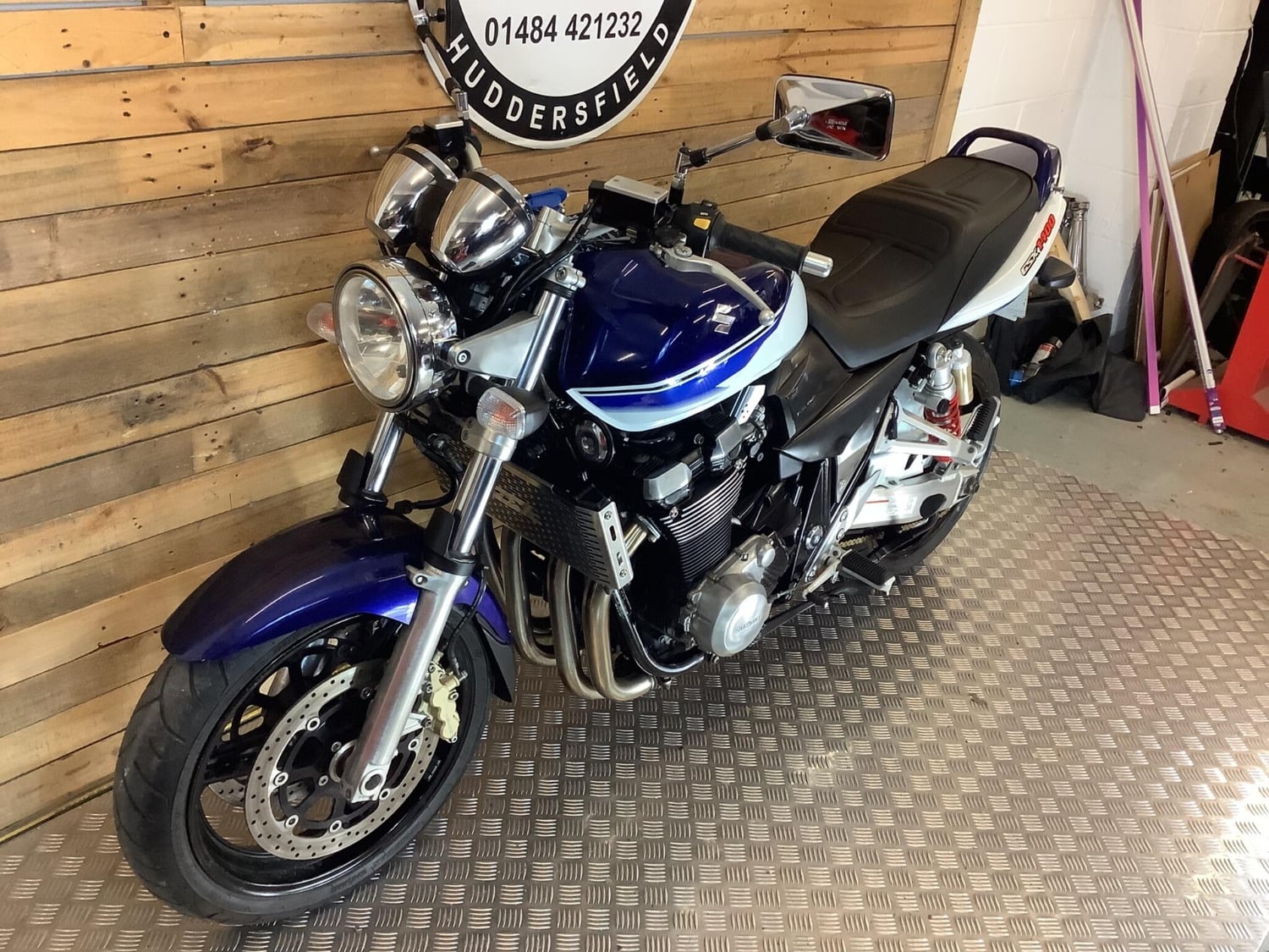 [ berth ]Suzuki GSX