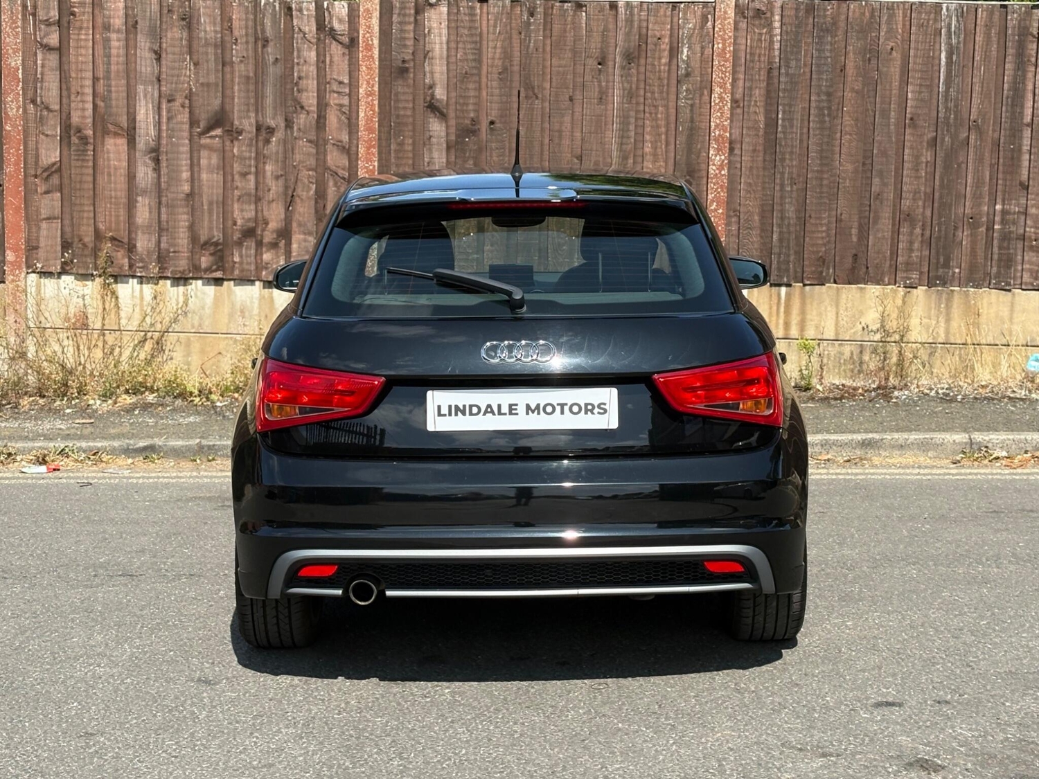 [ berth ]Audi A1