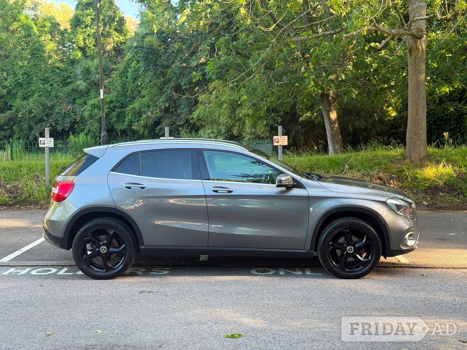 [ berth ]Mercedes-Benz GLA