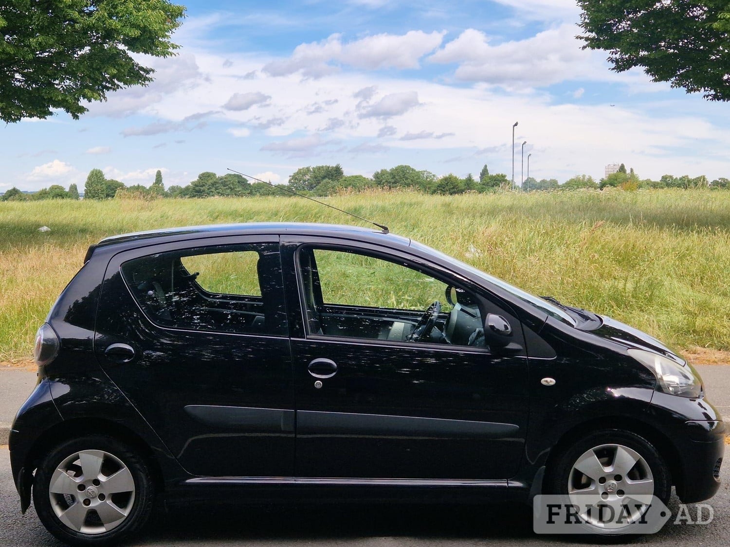 Toyota Aygo 2009 - Cars