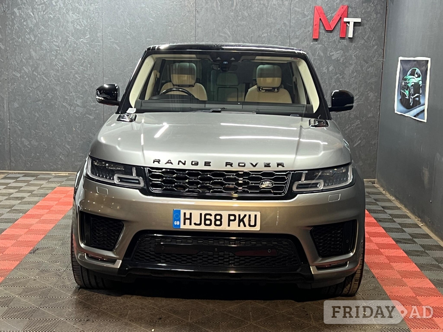 [ berth ]Land Rover Range Rover Sport