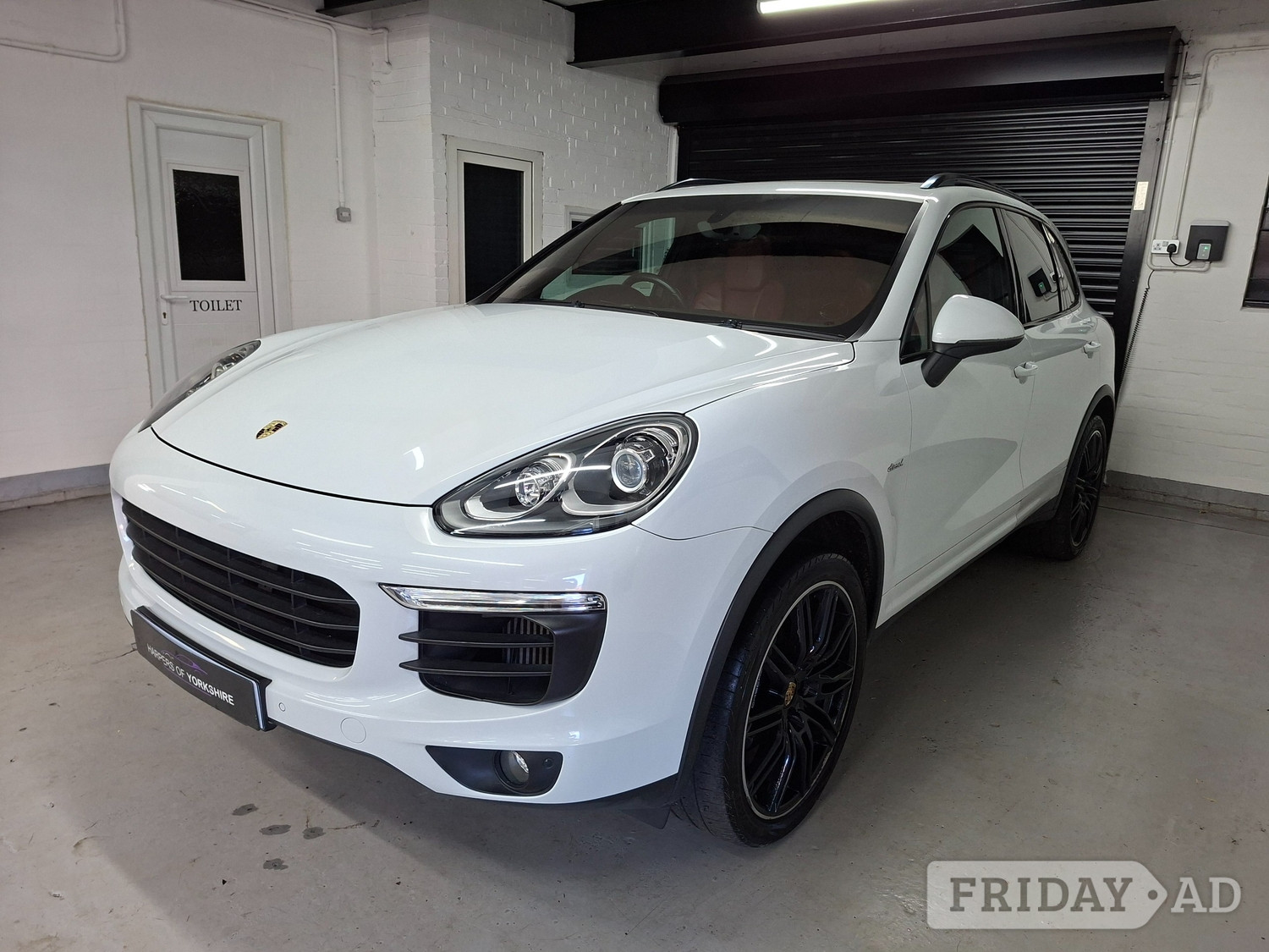 Porsche Cayenne 2015 - Cars in Pontefract