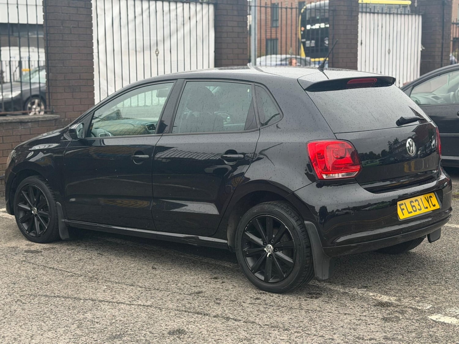 Volkswagen Polo 2013 - Cars