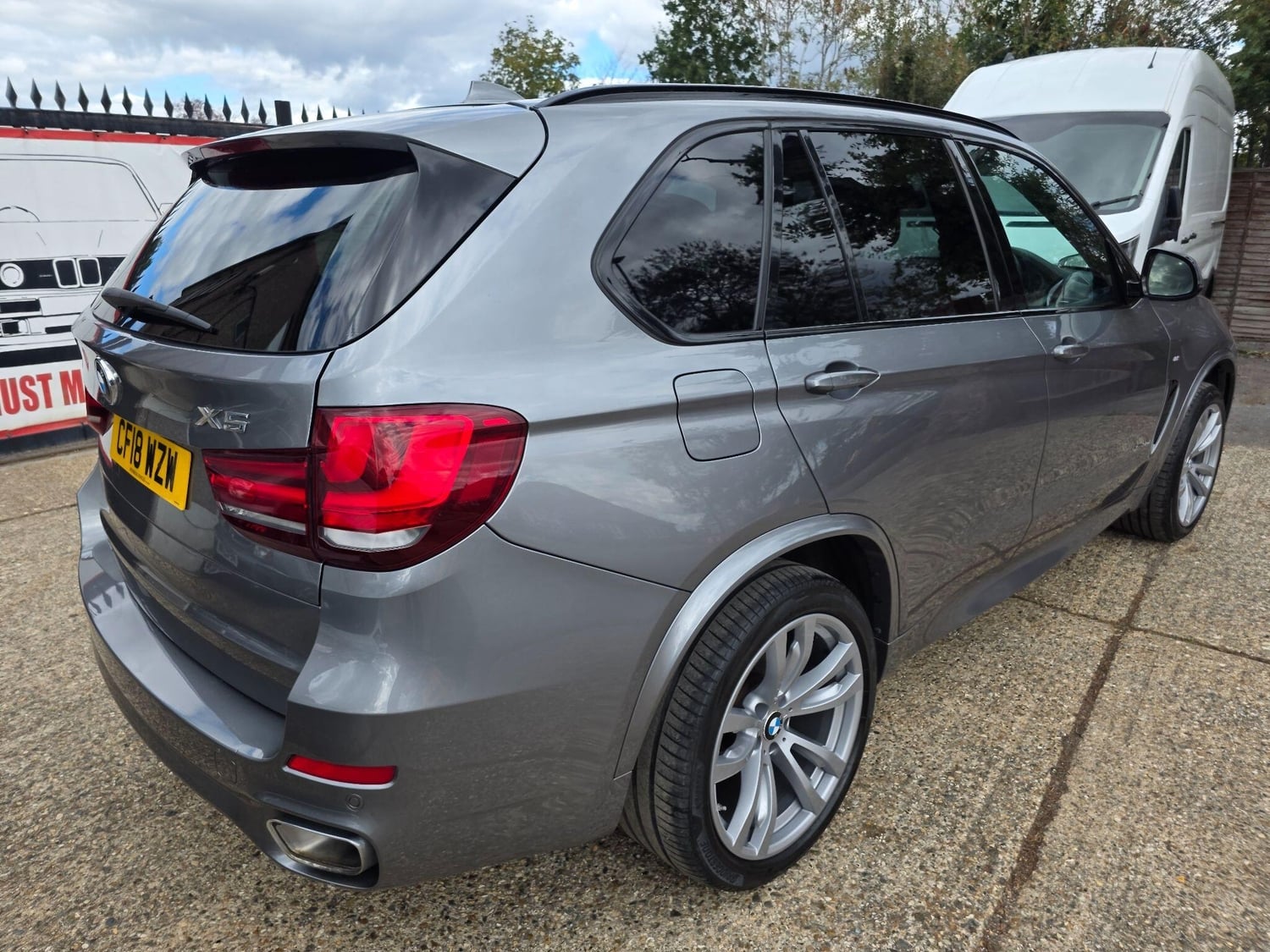 [ berth ]BMW X5