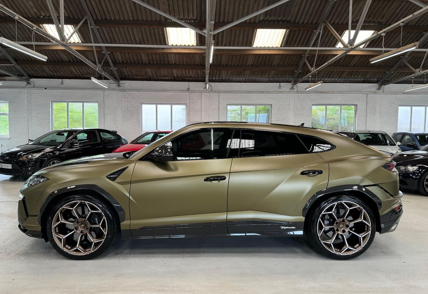 Lamborghini Urus Warwick