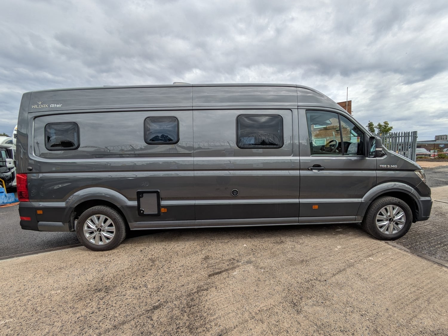 Wildax Altair RL Bracknell