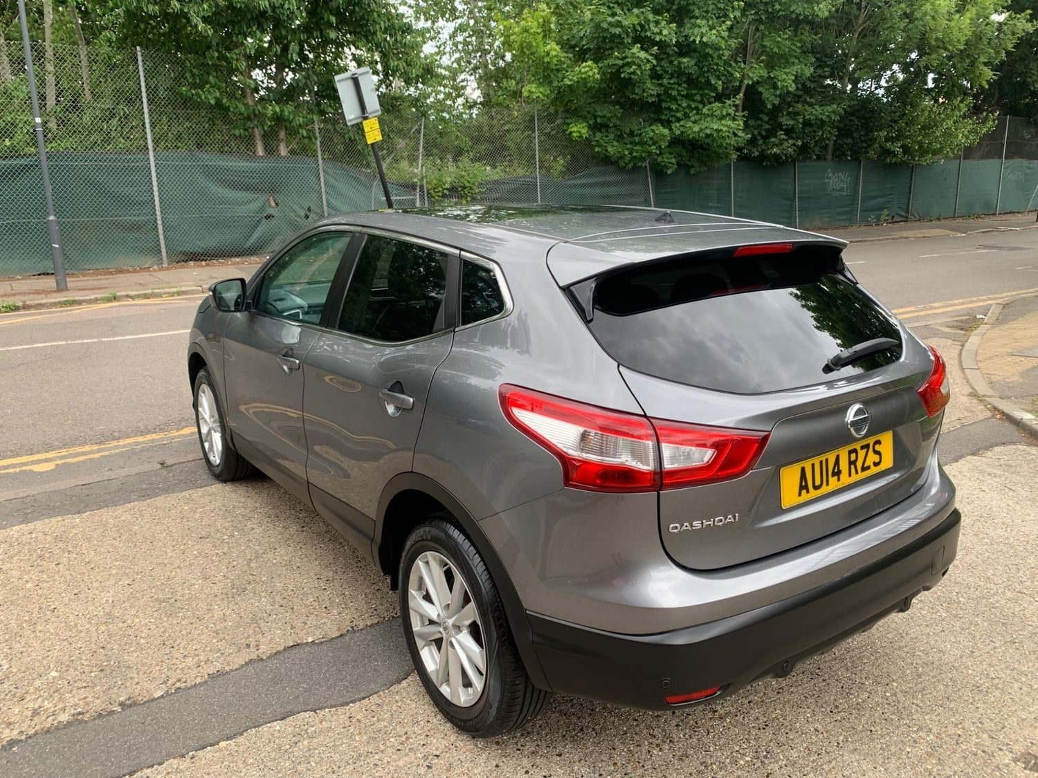 Nissan Qashqai 2014 - Cars in Harrow