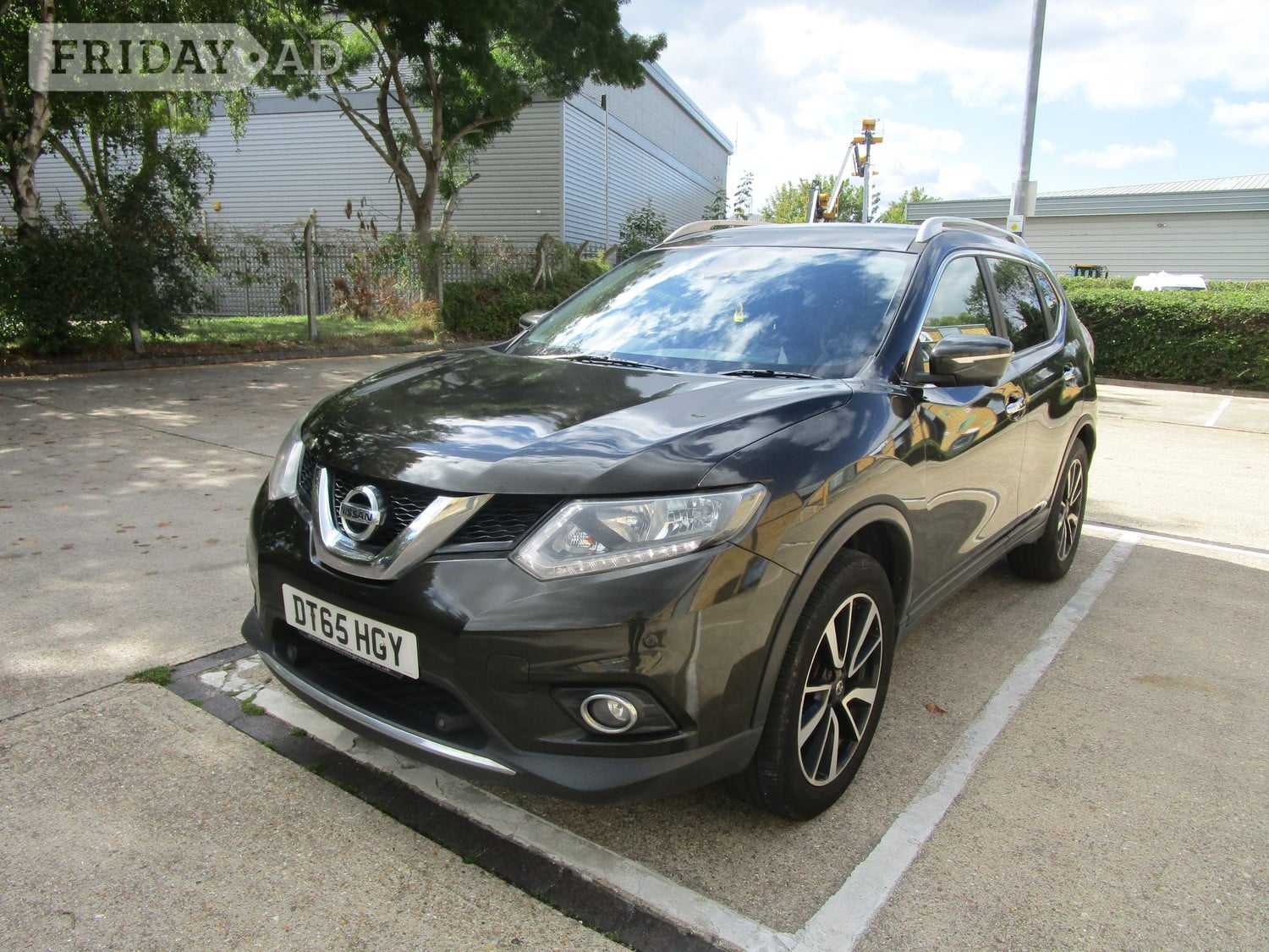 [ berth ]Nissan X-Trail
