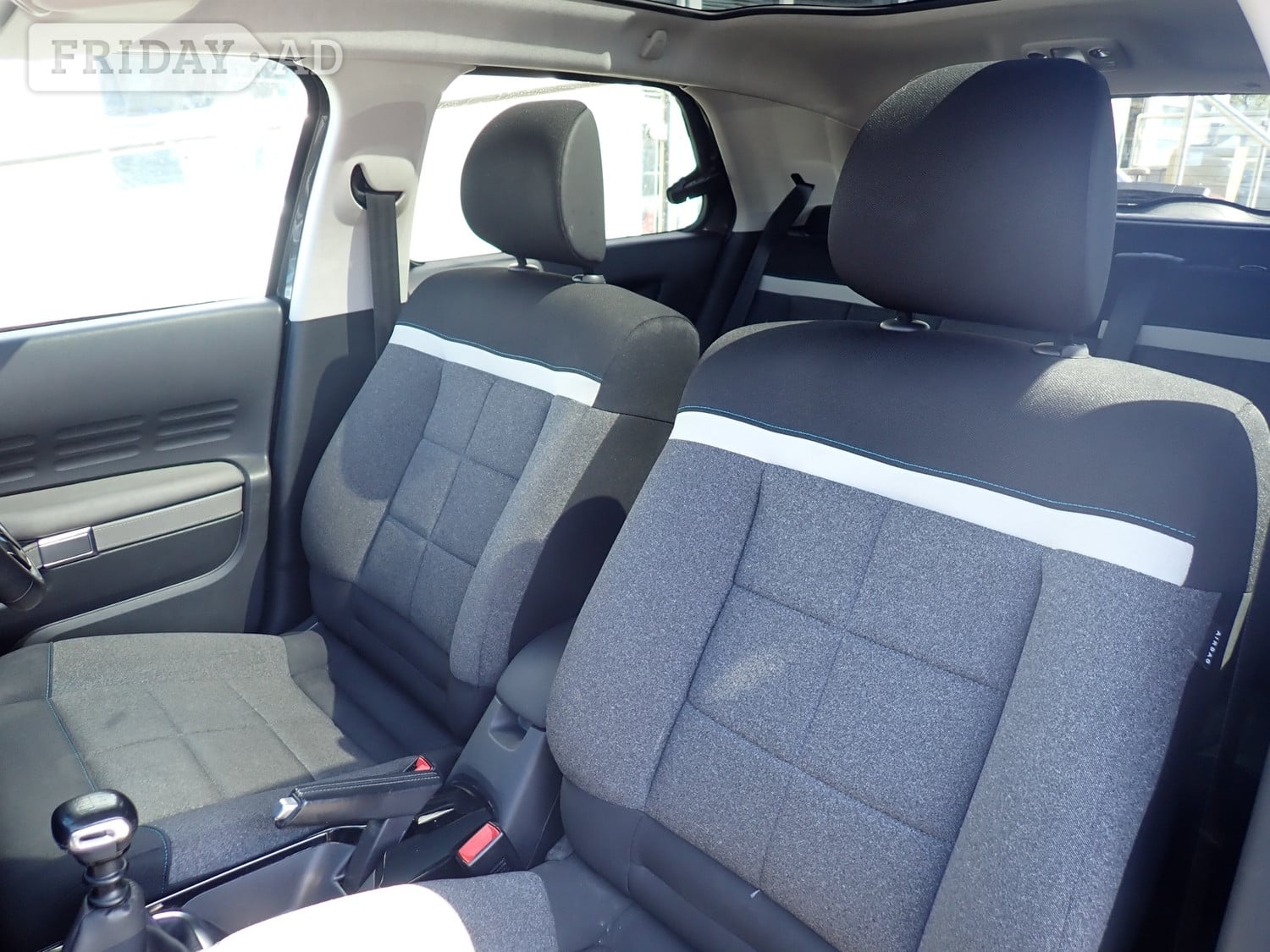 [ berth ]Citroen C4 Cactus