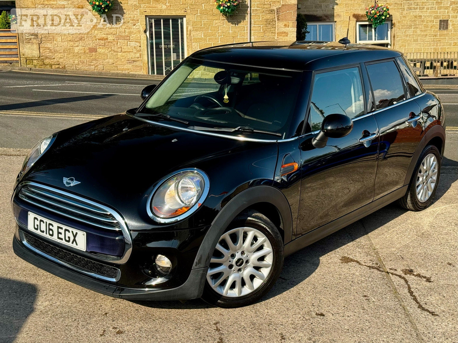 [ berth ]Mini Hatch