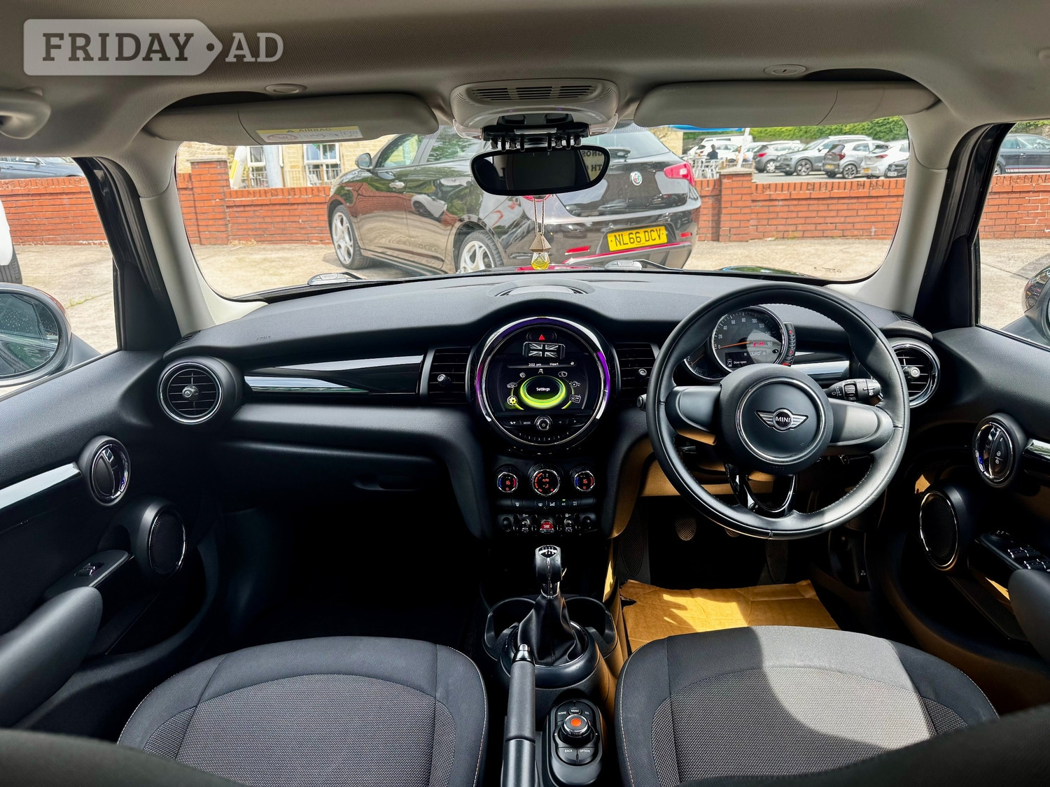 Mini Hatch 2016 - Cars in Bolton