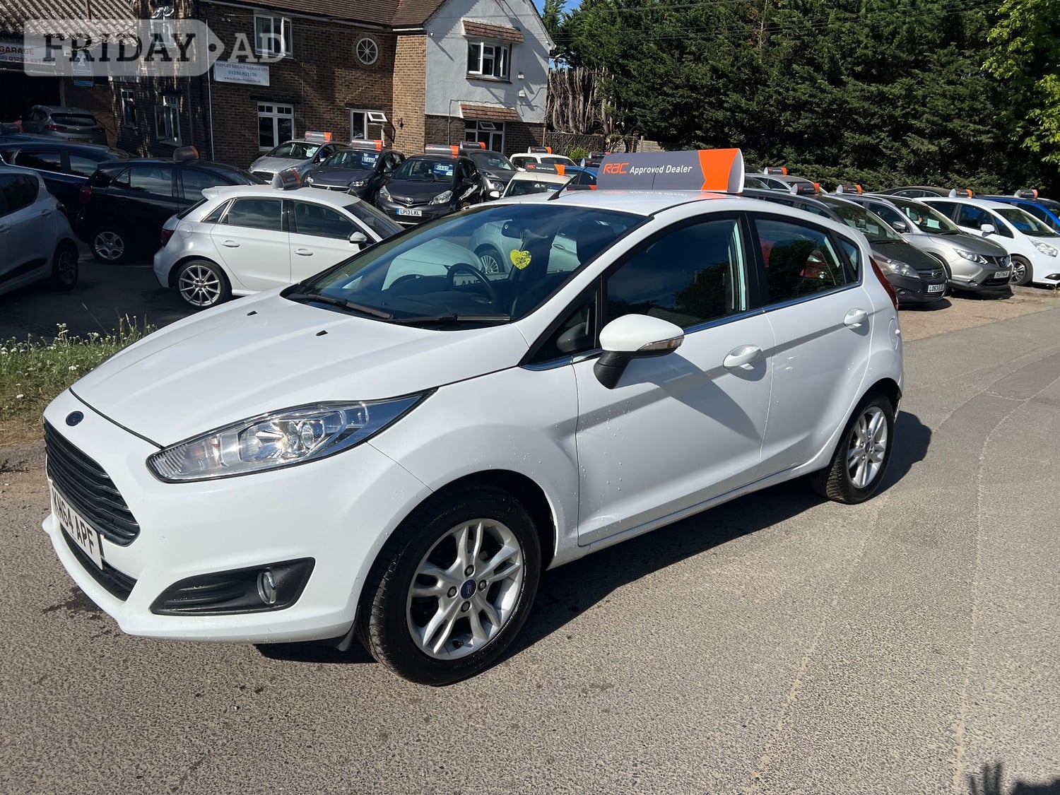 Ford Fiesta 2014 in Horley