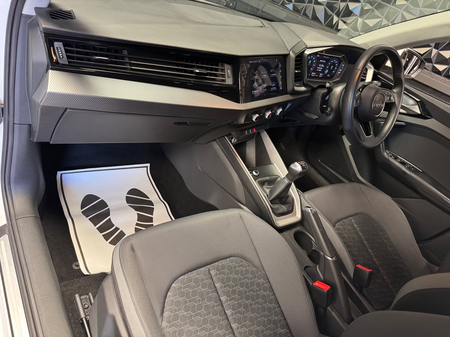 [ berth ]Audi A1