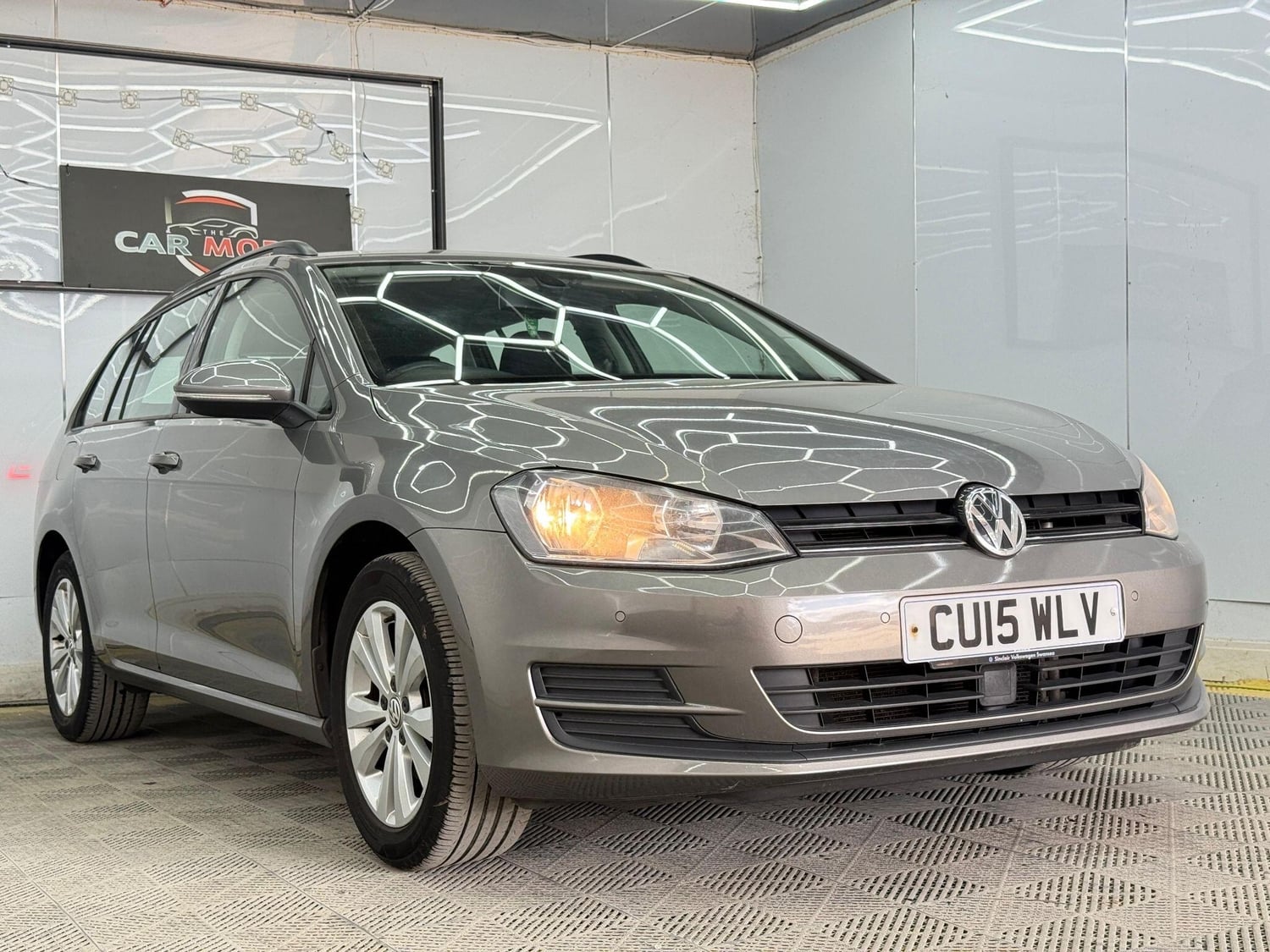 Volkswagen Golf 2015 - Cars in Hillingdon