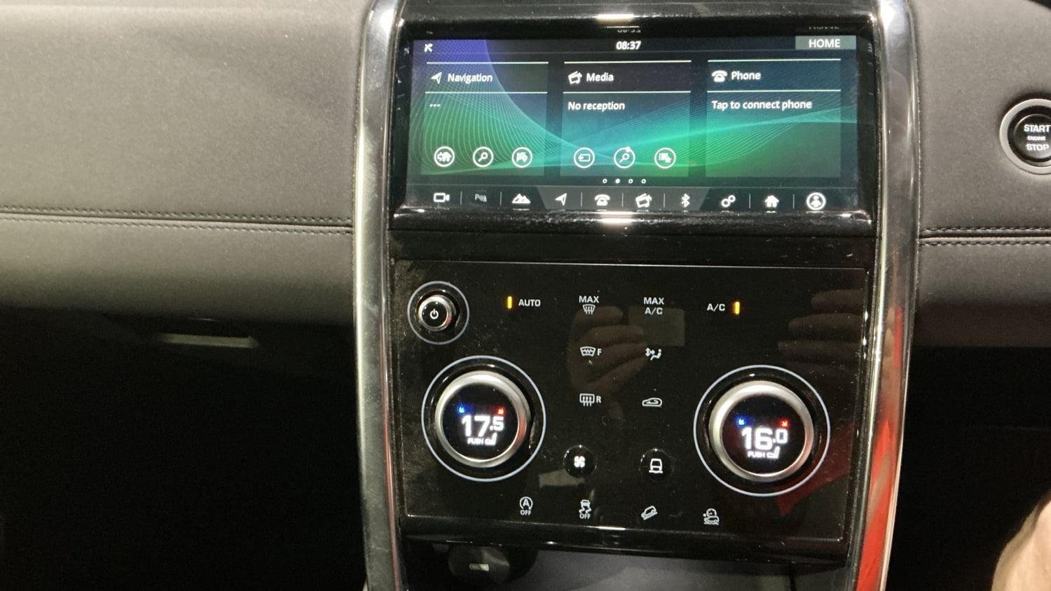 Land Rover Discovery Sport 2020 - Cars in Hillingdon