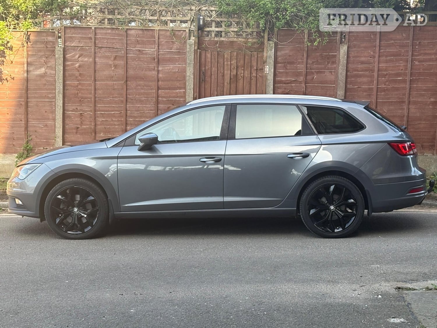 SEAT Leon 2015 - Cars