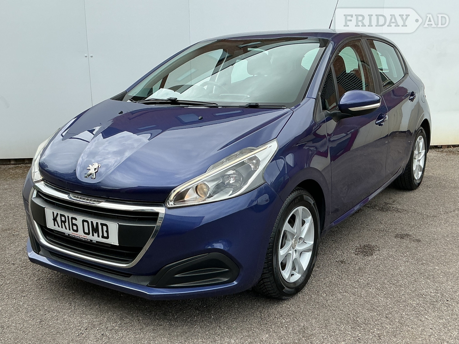 Peugeot 208 Porth