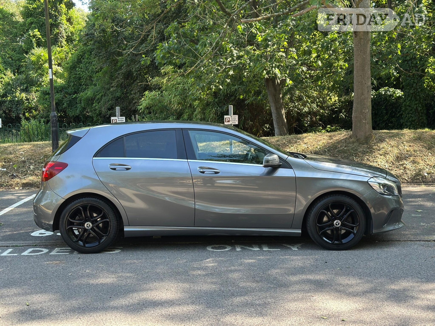 [ berth ]Mercedes-Benz A Class