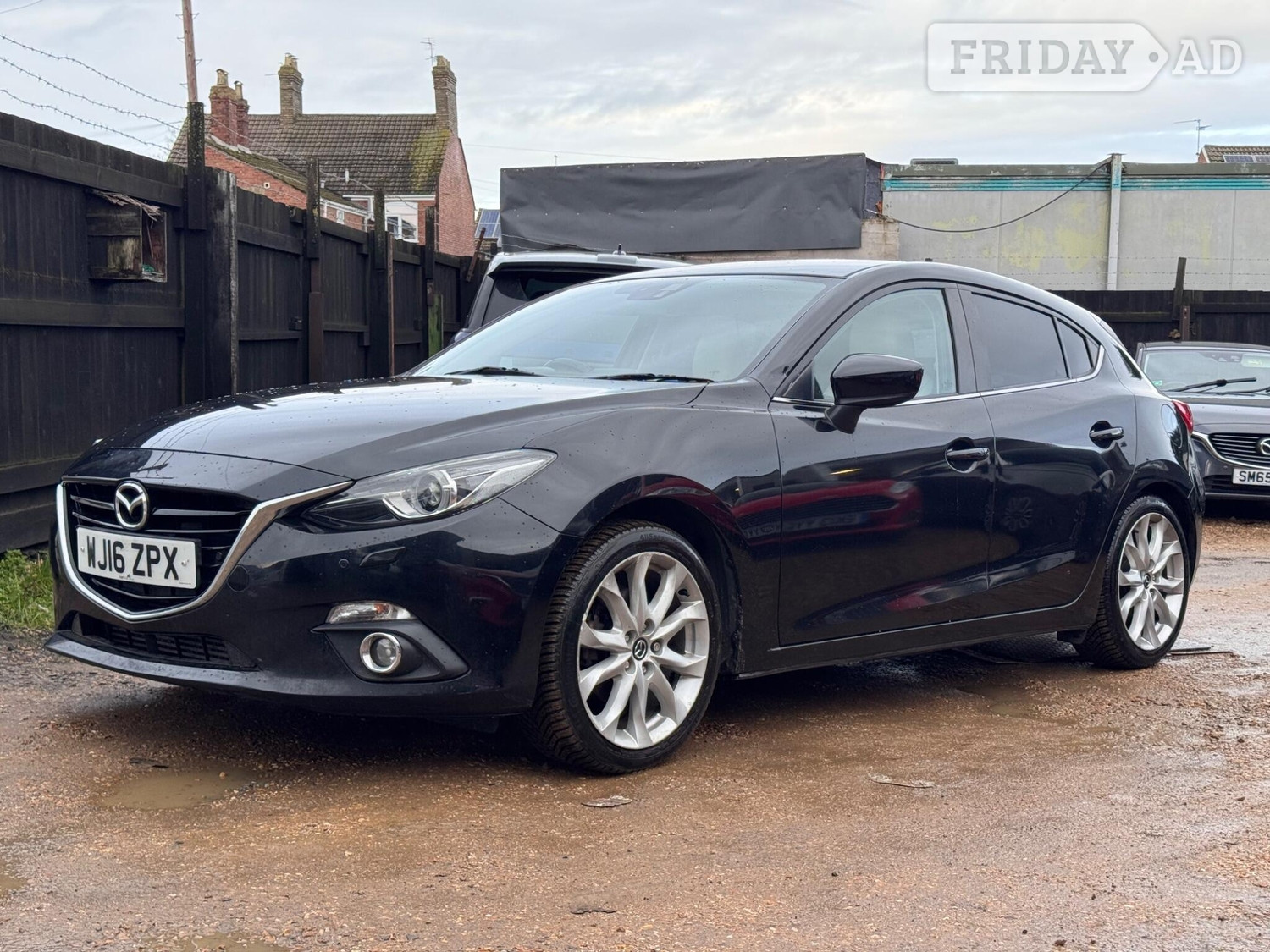 Mazda 3 2016 in Peterborough