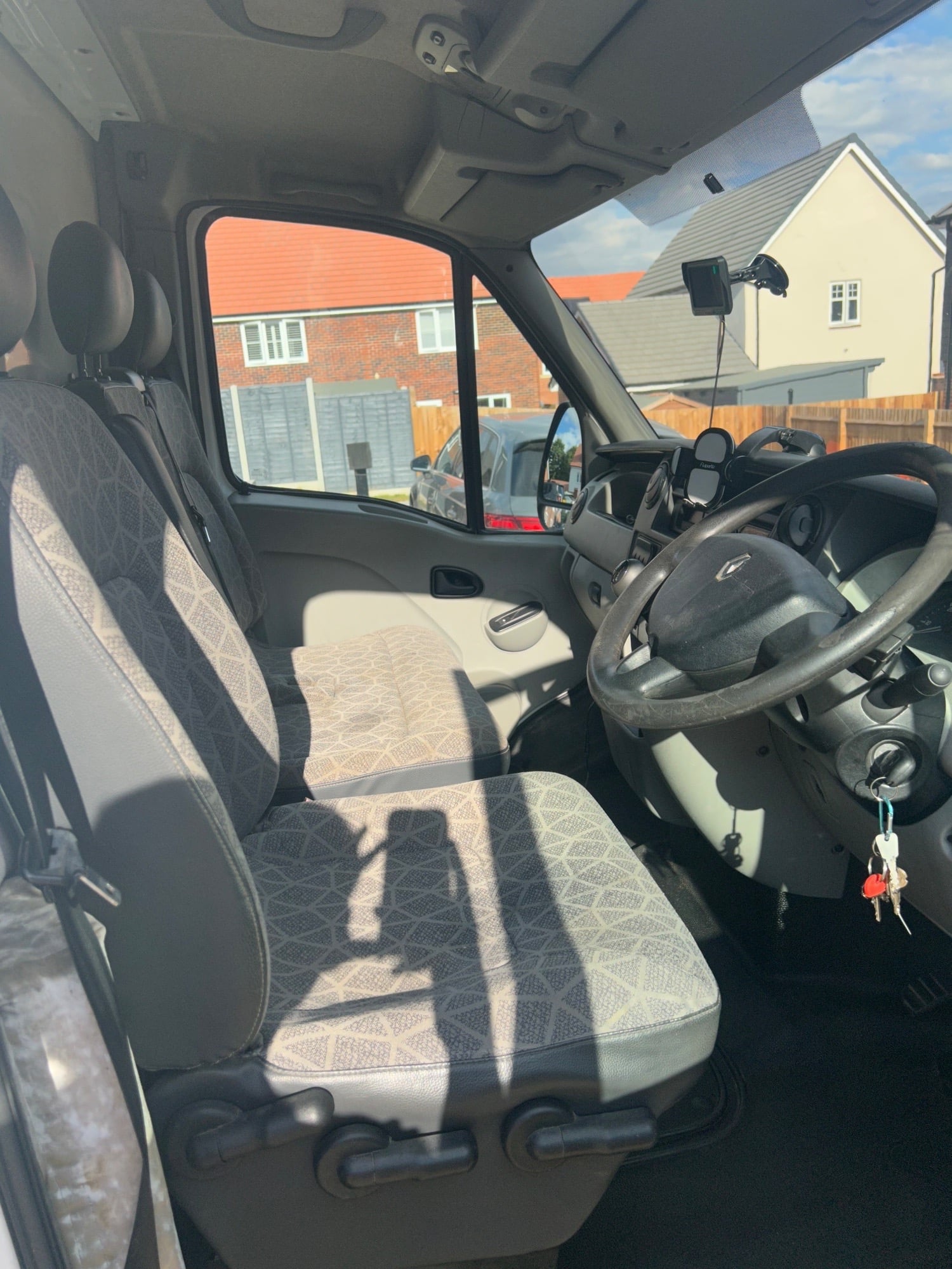 Custom  Renault Horsebox - Trailers & Horseboxes in Elsenham