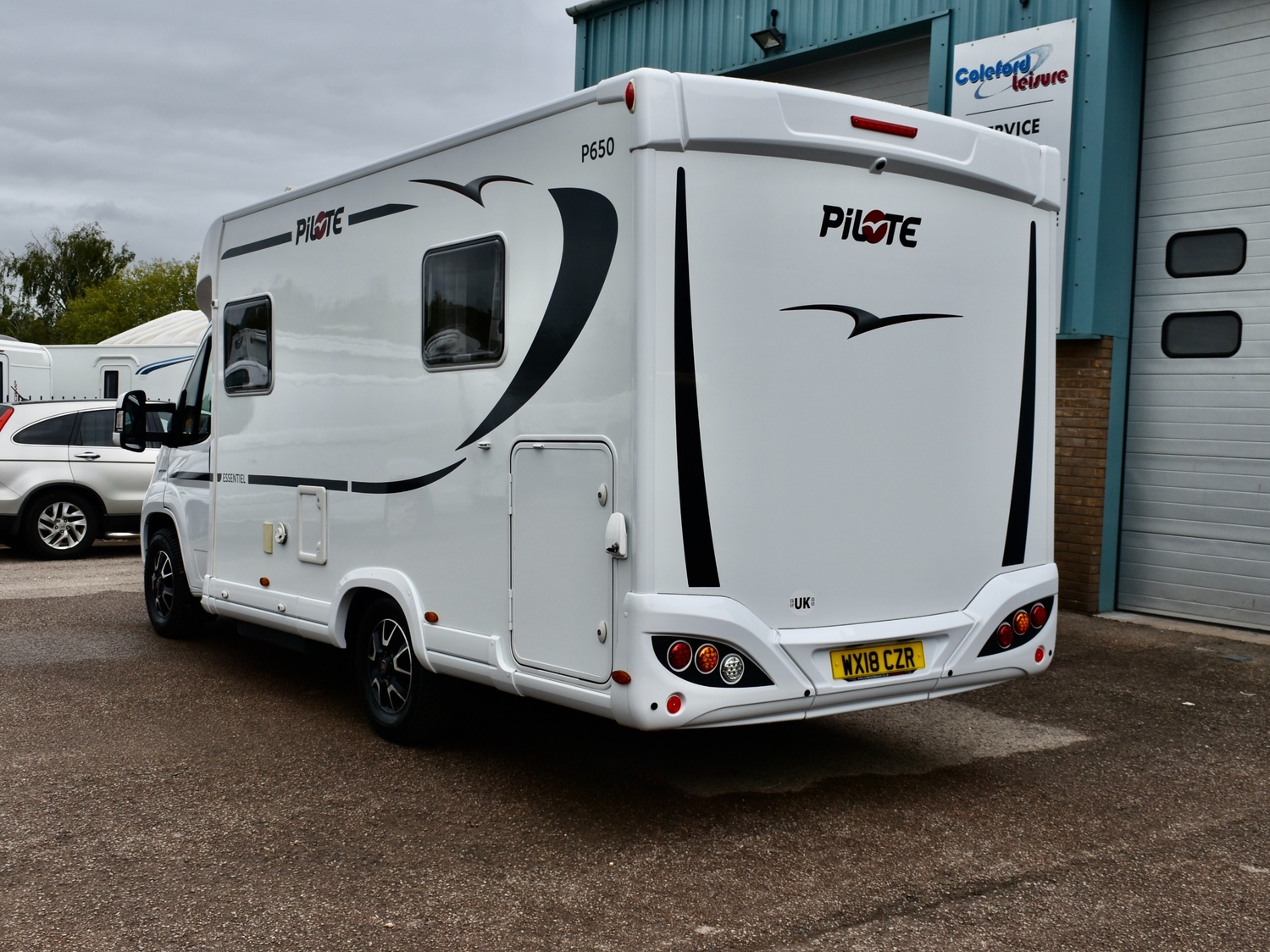 [ berth ]Pilote Essentiel P650