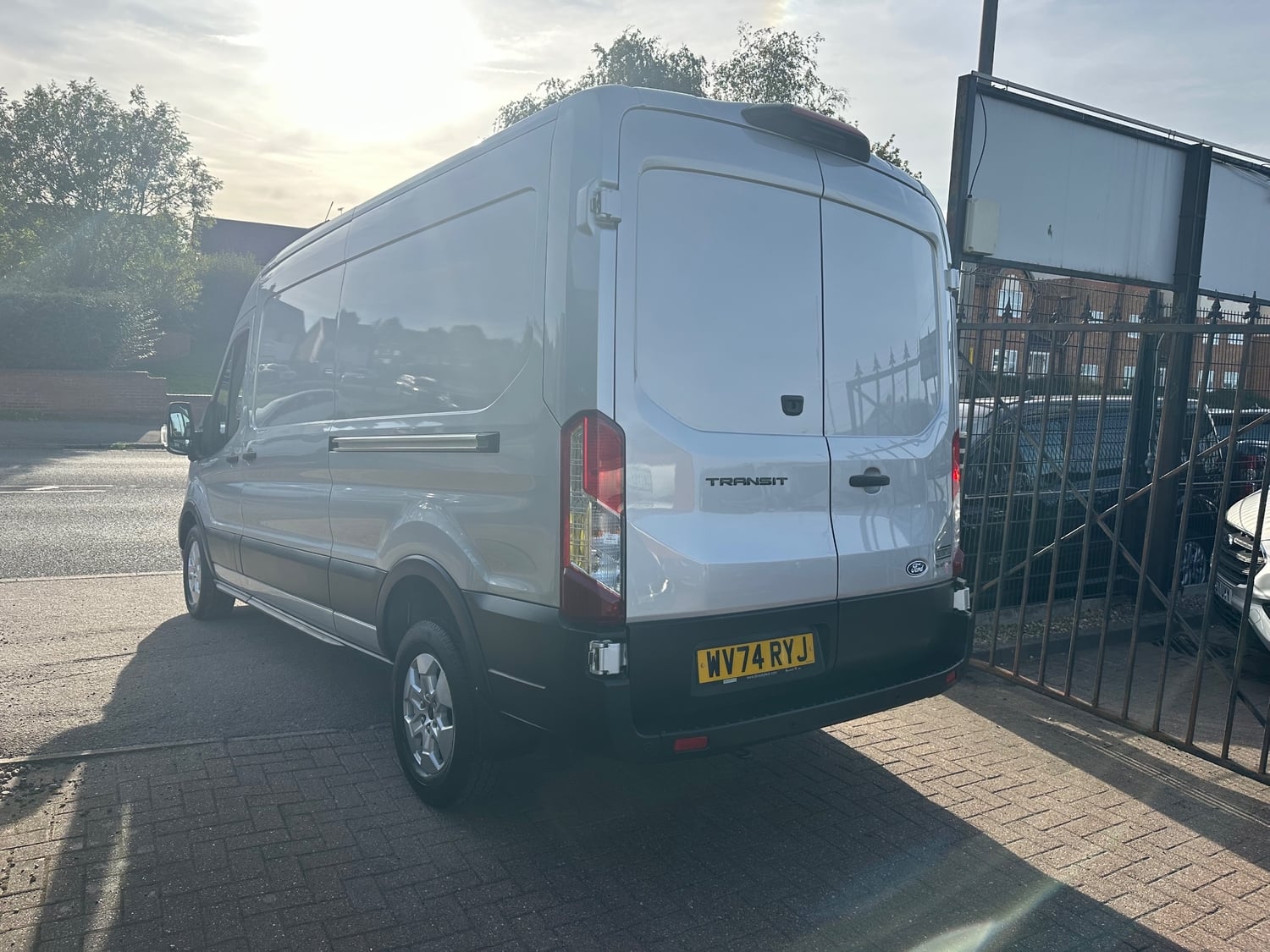 Ford Transit 2024 - Vans & Commercial Vehicles